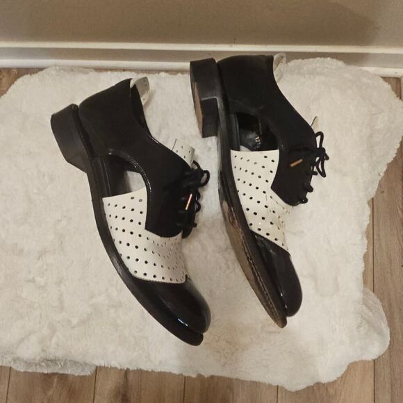 The Office of Angela Scott Mr. Muffin Cut-Out Derby Women's Shoes Size 38 - Picture 5 of 9